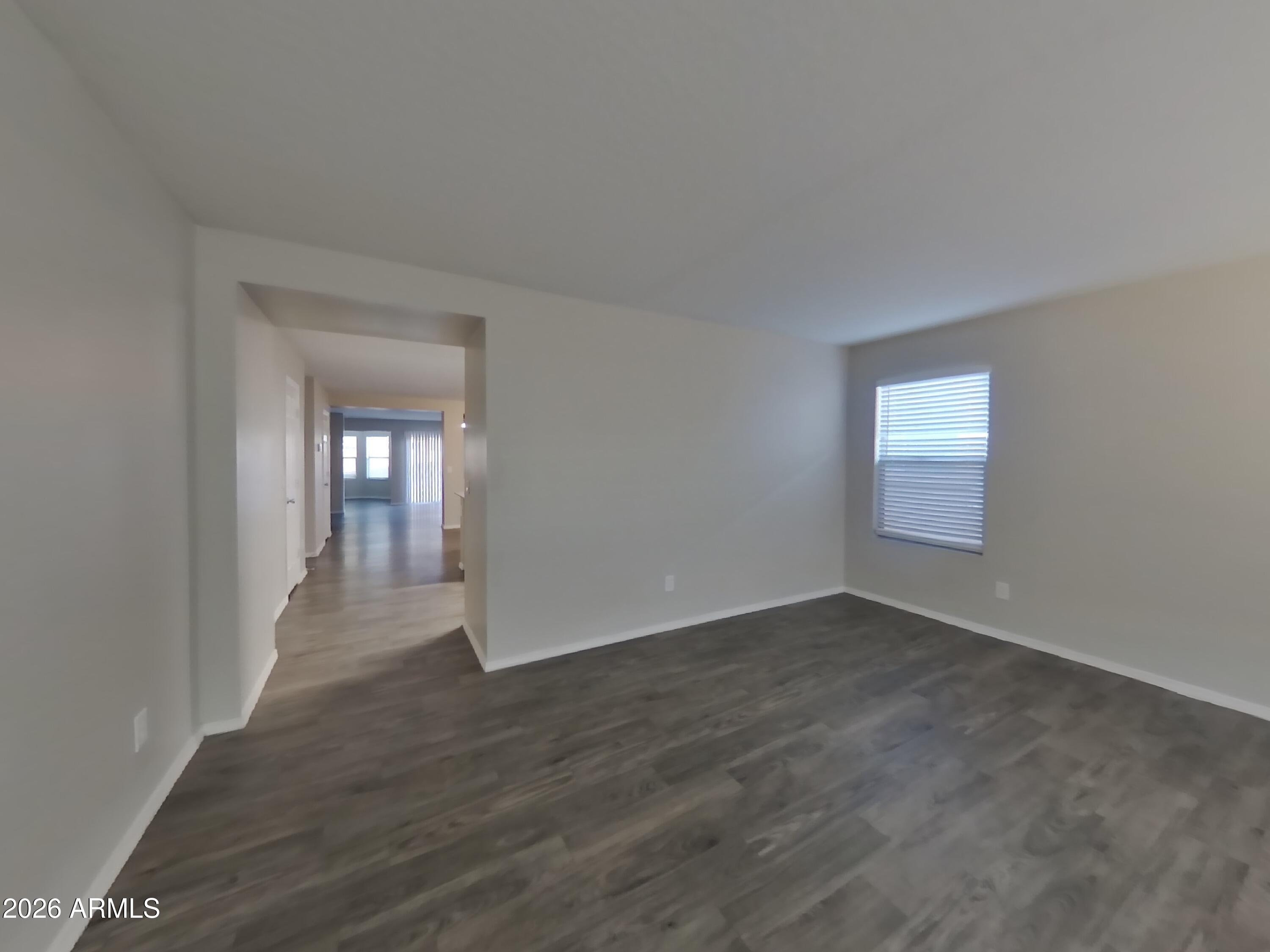 3326 W SAINT ANNE Avenue