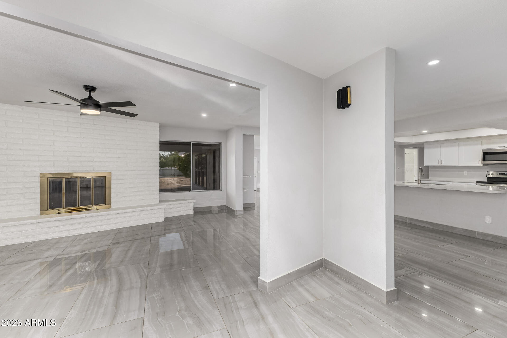 7143 W UNION HILLS Drive