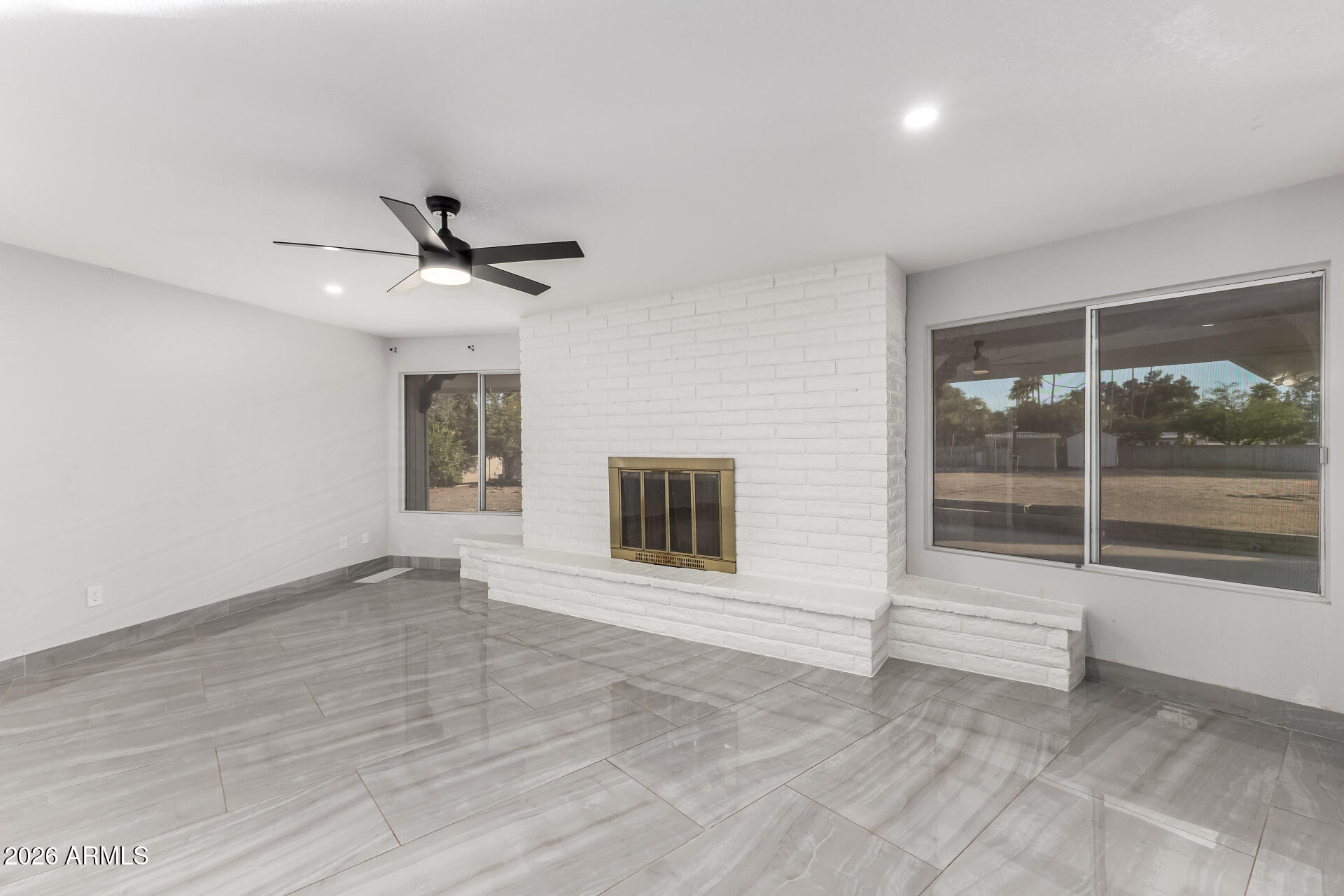 7143 W UNION HILLS Drive