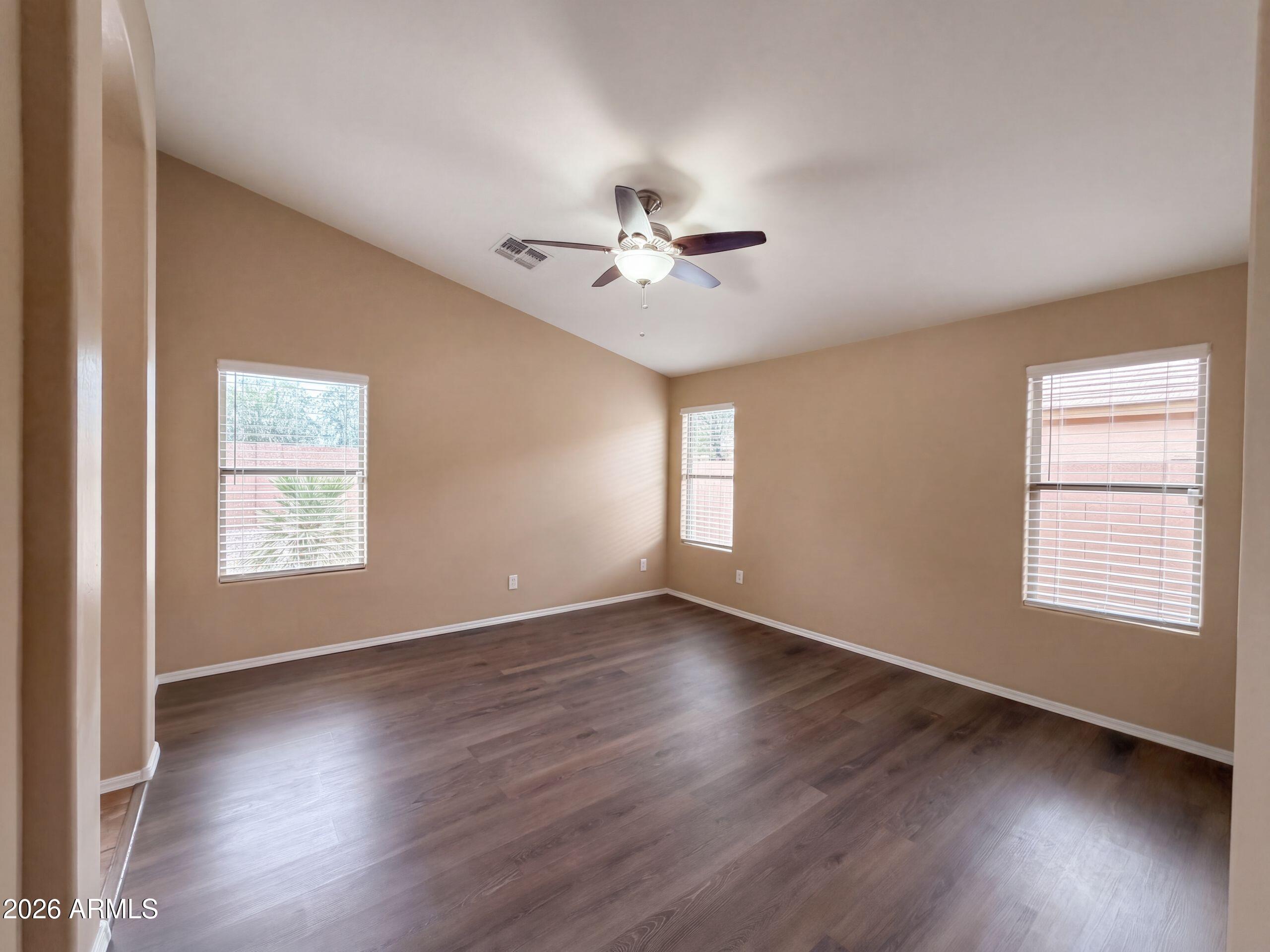 1365 E PRICKLY PEAR Drive