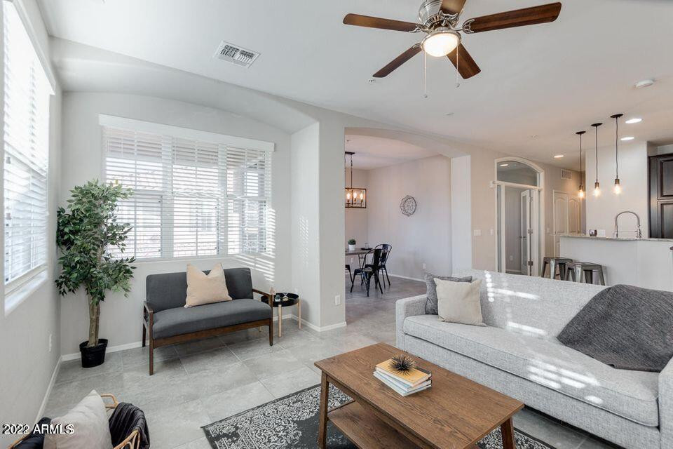 4763 E Red Oak Lane Unit 101