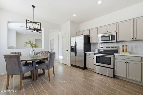 5185 S EILEEN Drive Chandler AZ 85248