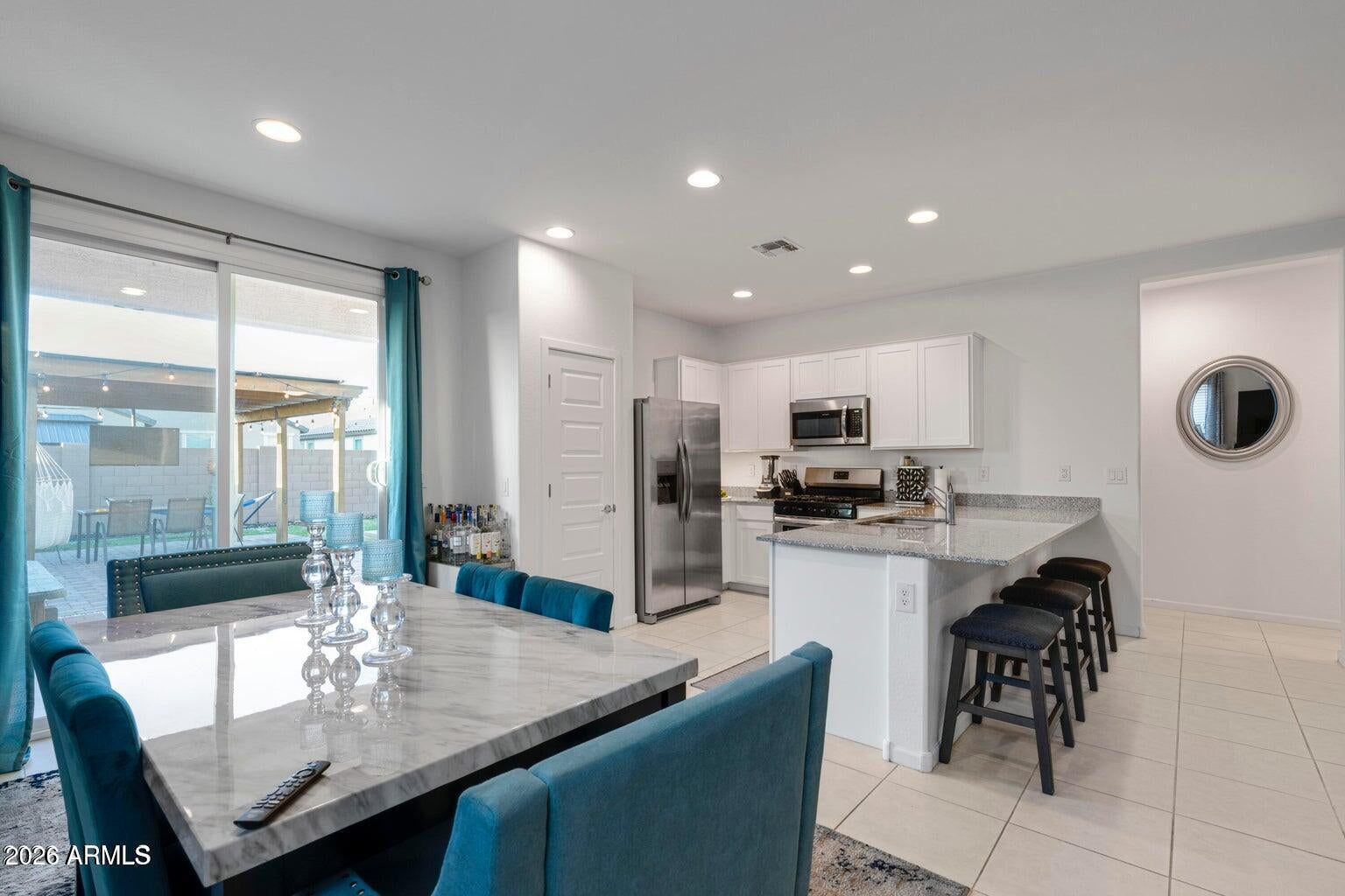 9416 W HEATHERBRAE Drive