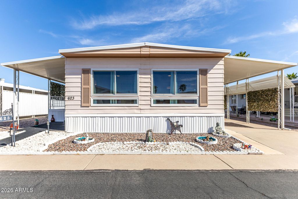 Photo of 301 S Signal Butte Road #623, Apache Junction, AZ 85120 (MLS # 6987380)