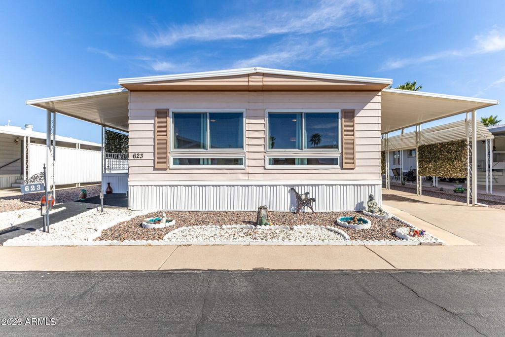 Photo of 301 S Signal Butte Road #623, Apache Junction, AZ 85120 (MLS # 6987380)