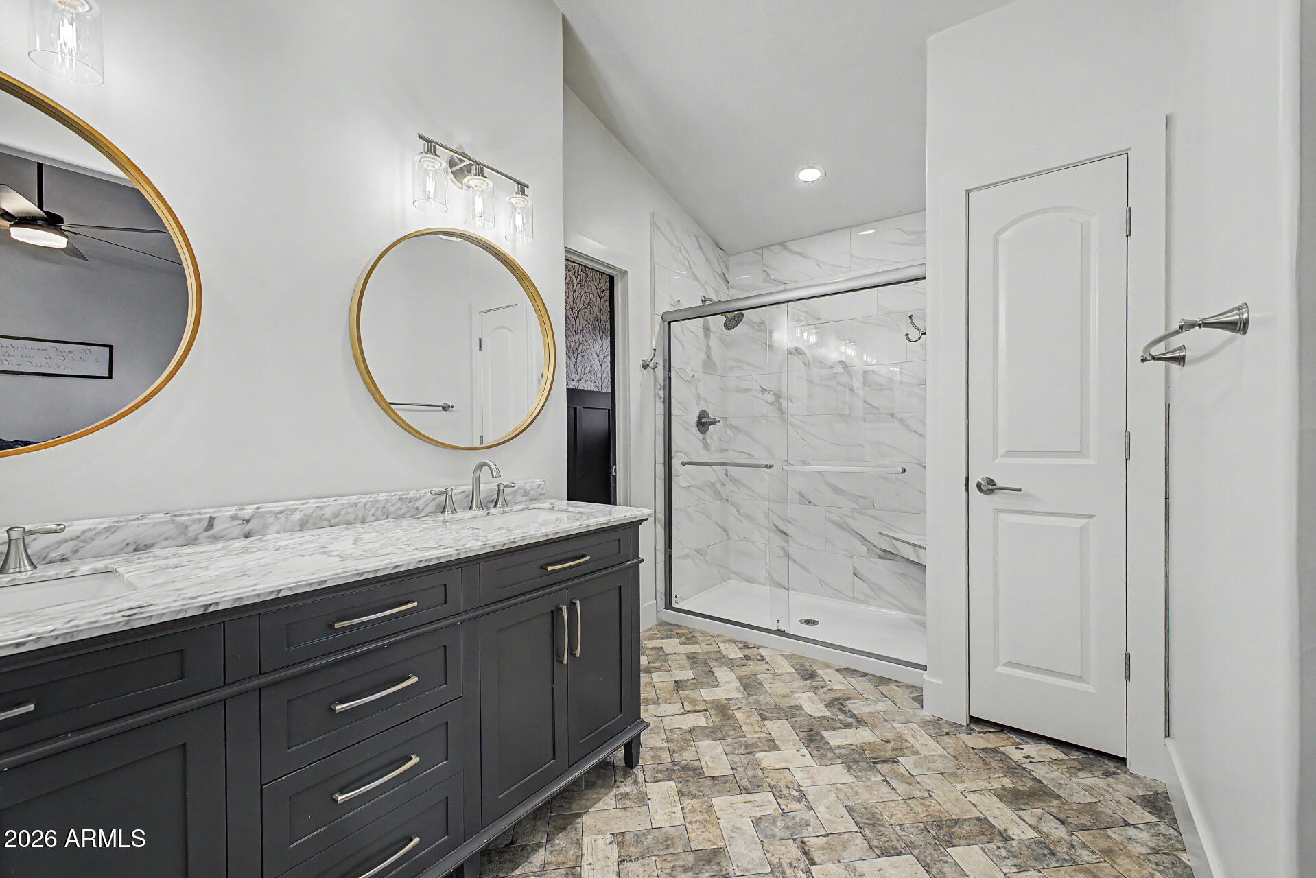 4101 W CALLE LEJOS --