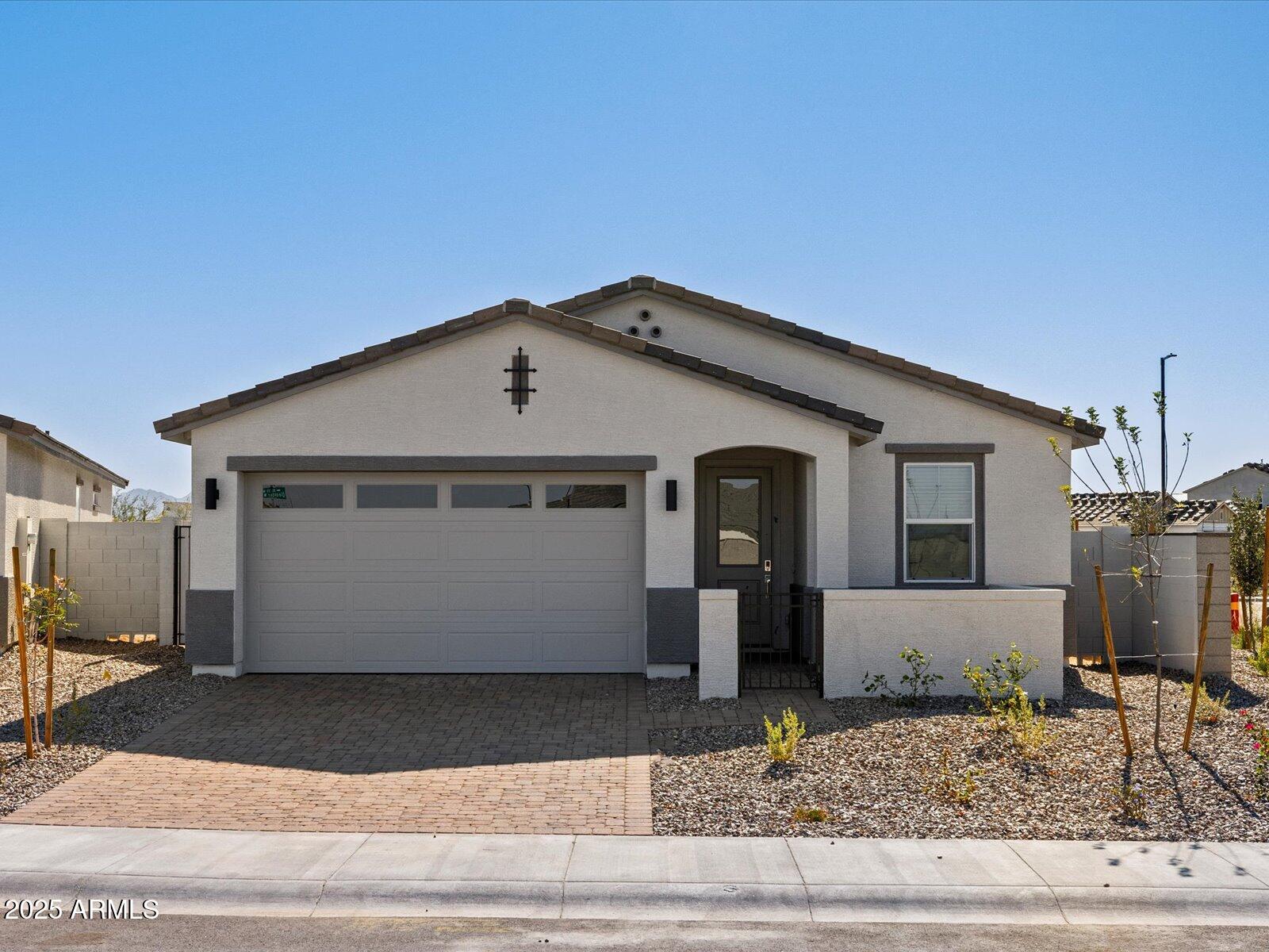 30513 W OLEANDER Way