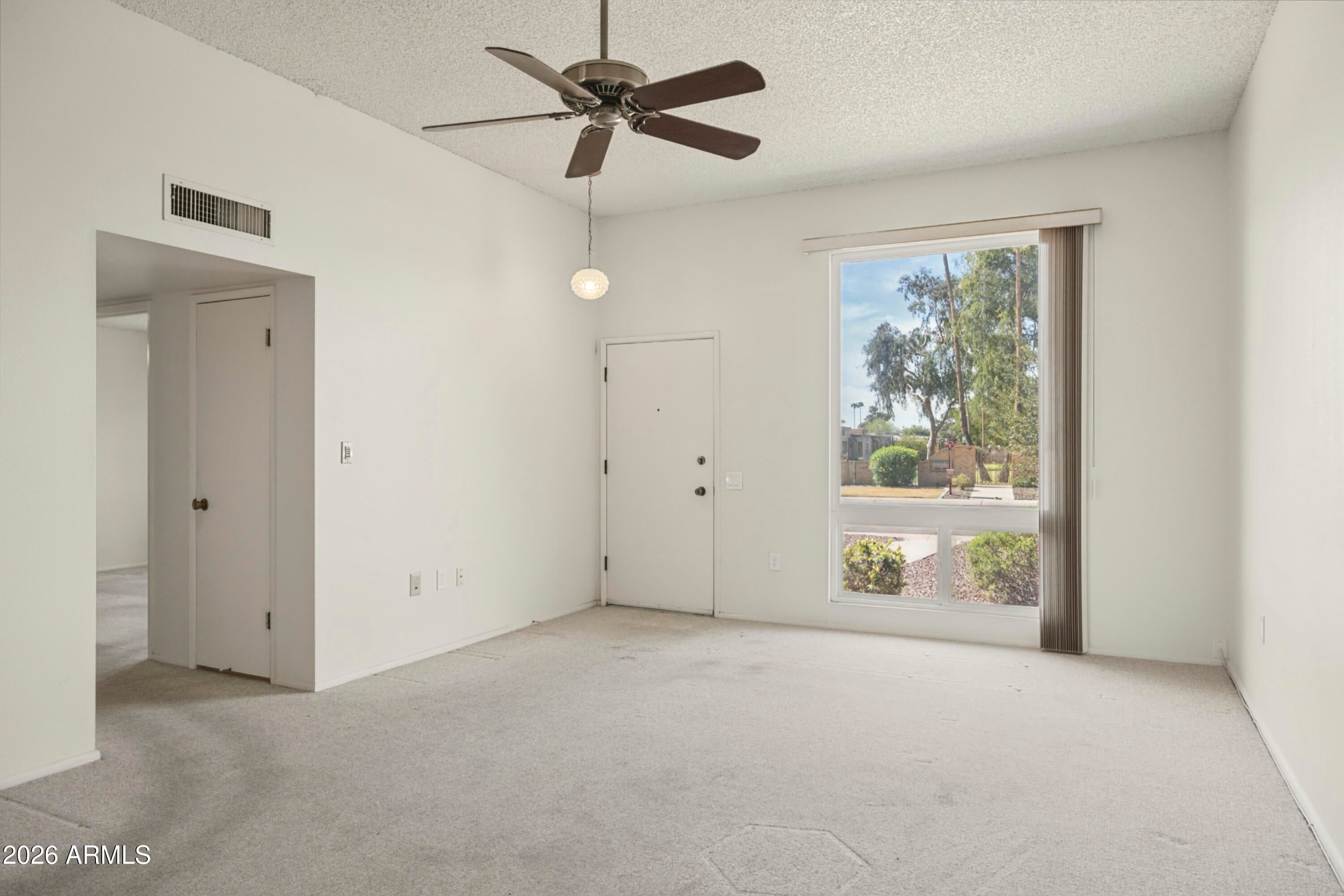 13414 N Hawthorn Drive