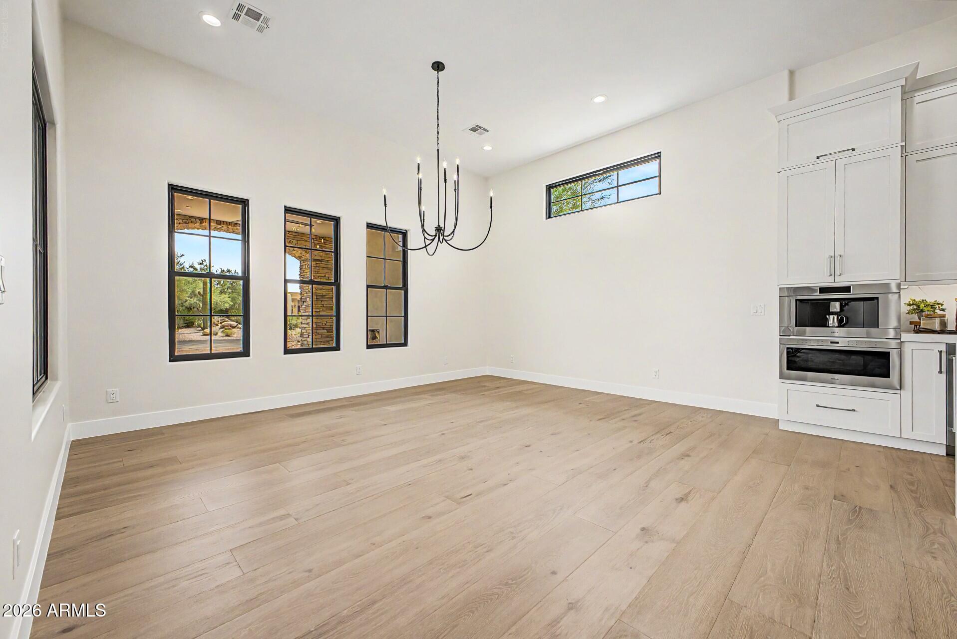6431 E FLATIRON Loop