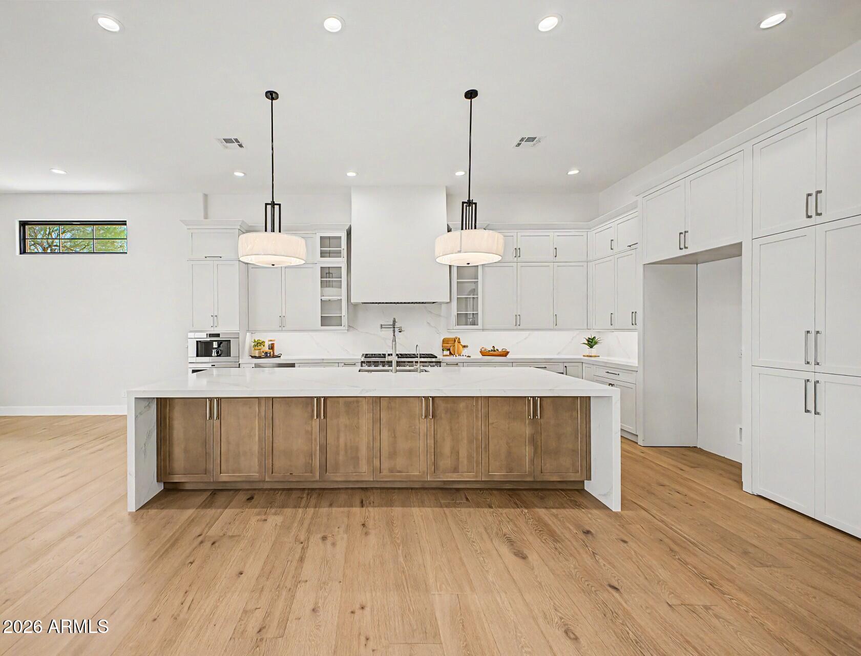 6431 E FLATIRON Loop