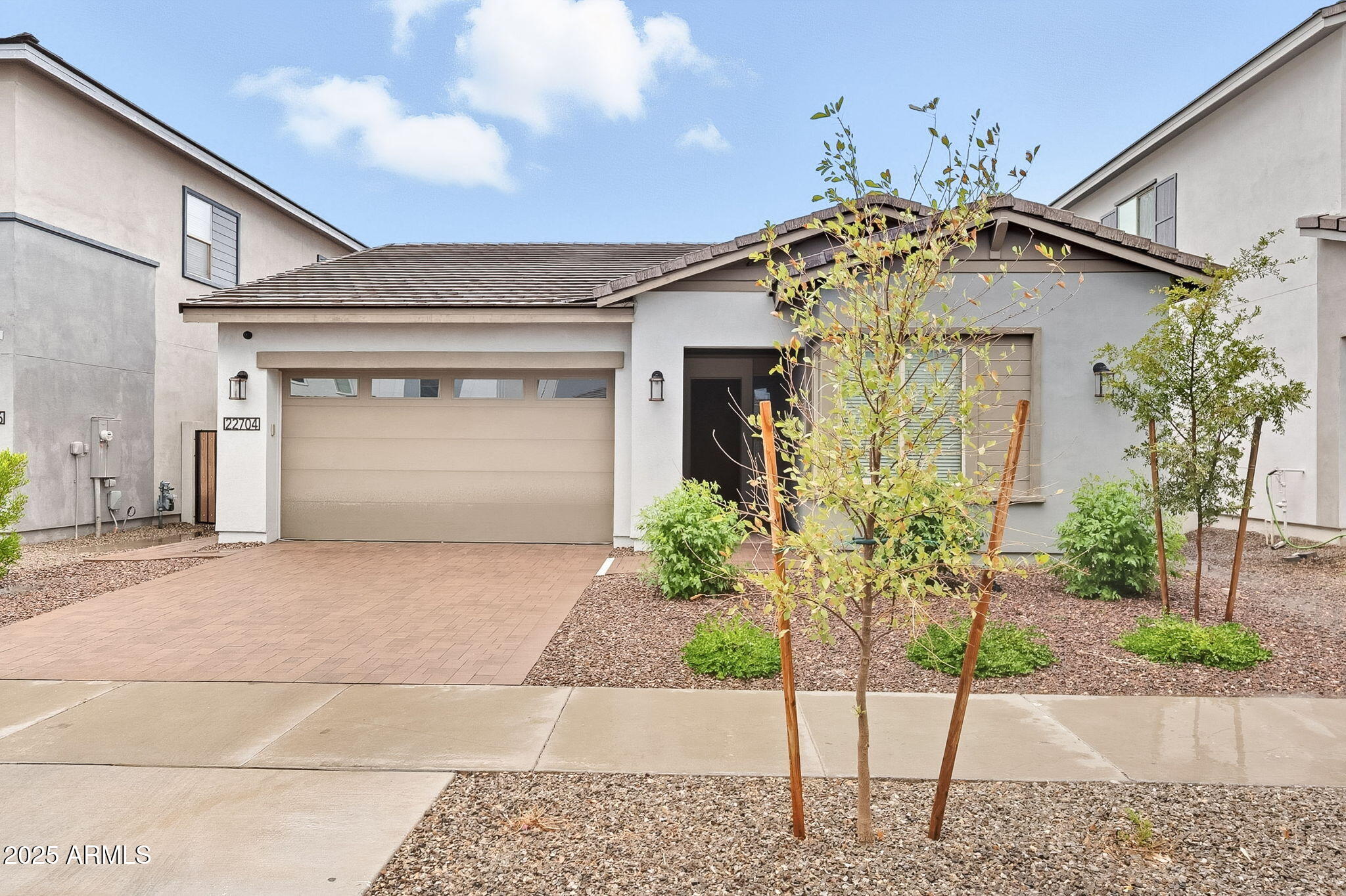 22704 E BONANZA Way