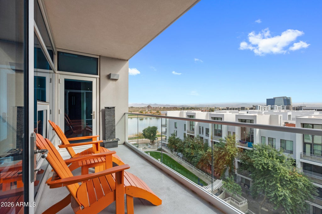 Photo of 140 E Rio Salado Parkway #610, Tempe, AZ 85281 (MLS # 7083471)