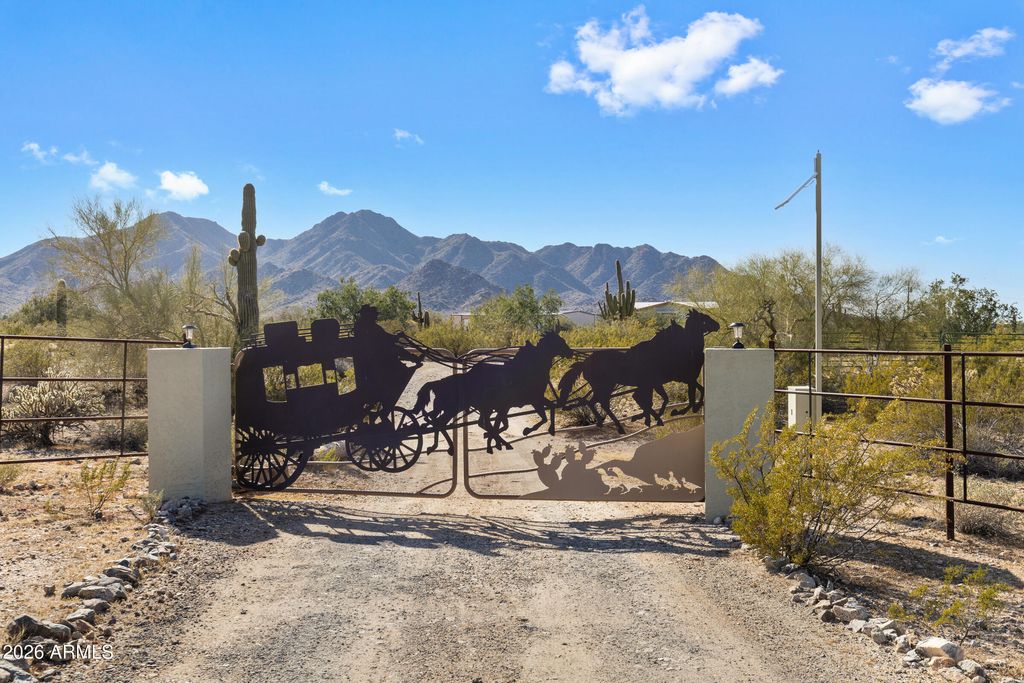 Photo of 33682 N Bell Road, Queen Creek, AZ 85144 (MLS # 6992625)