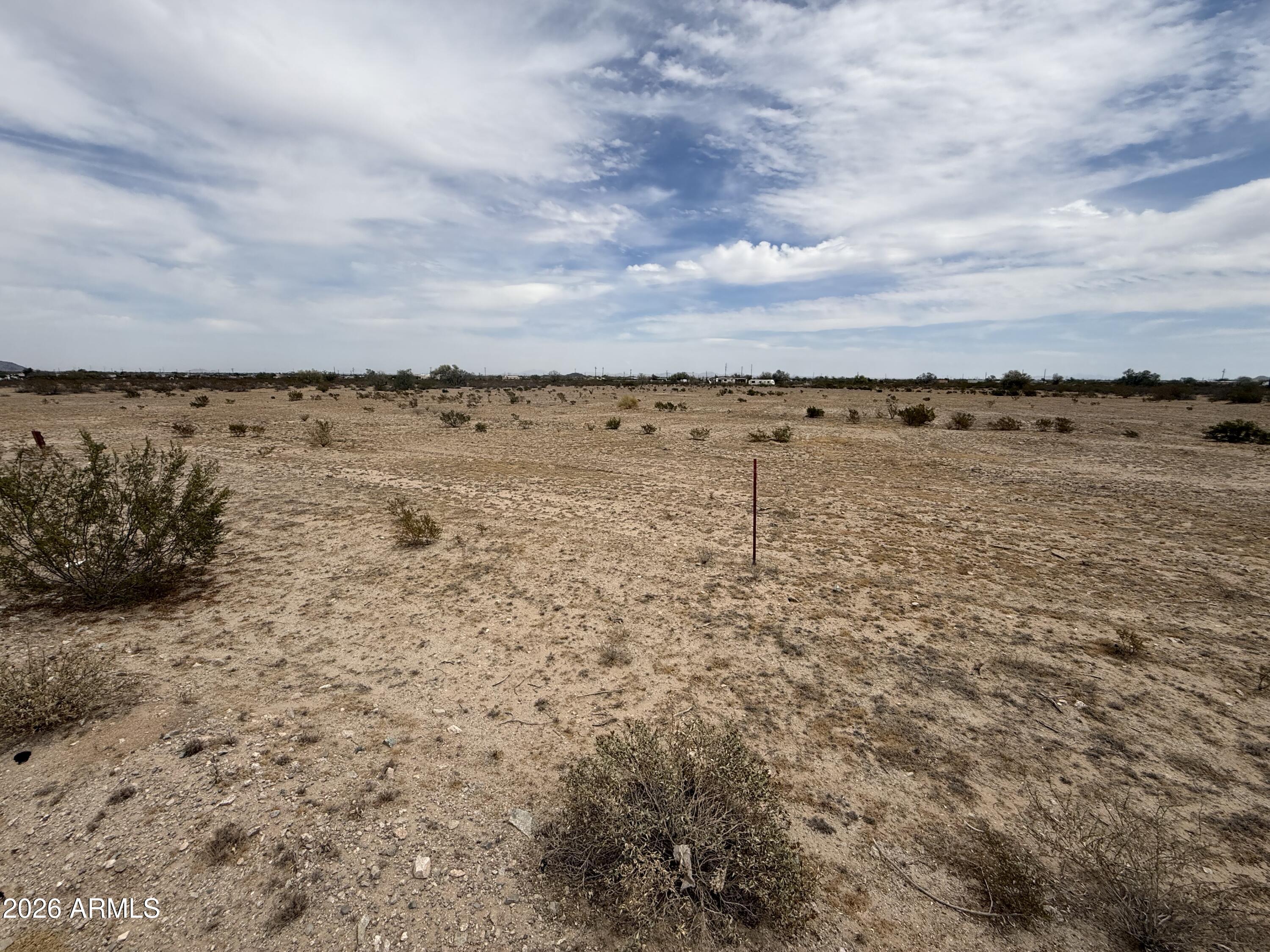 Properties 4 3951 N BRANDING IRON Road 55