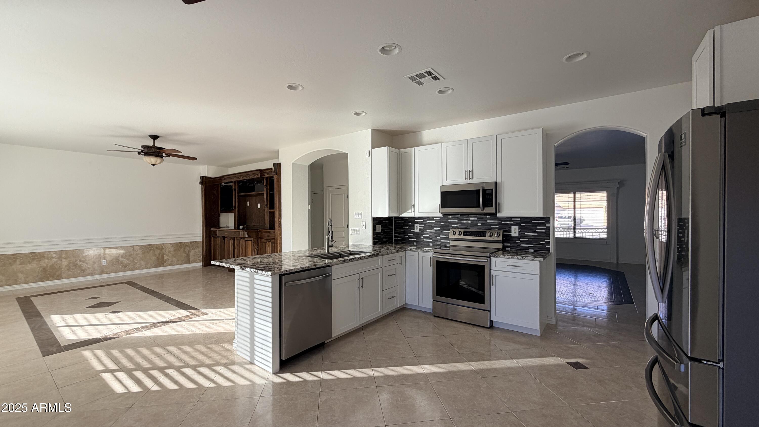 46159 W AMSTERDAM Road