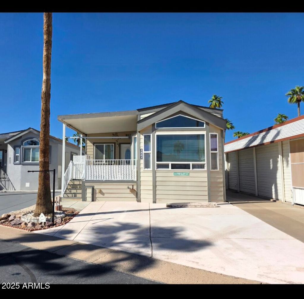 Photo of 1347 W Inuit Avenue #347, Apache Junction, AZ 85119 (MLS # 6933812)