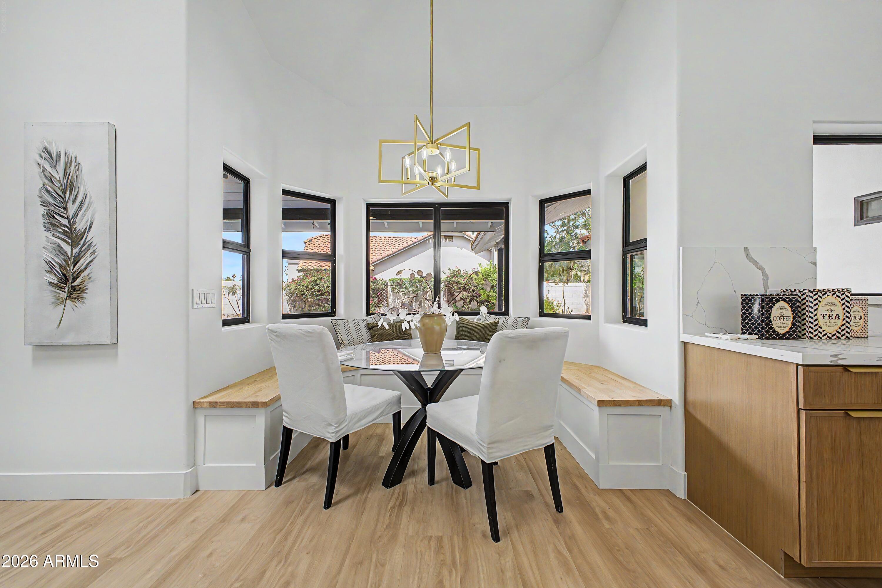 6002 E WINCHCOMB Drive