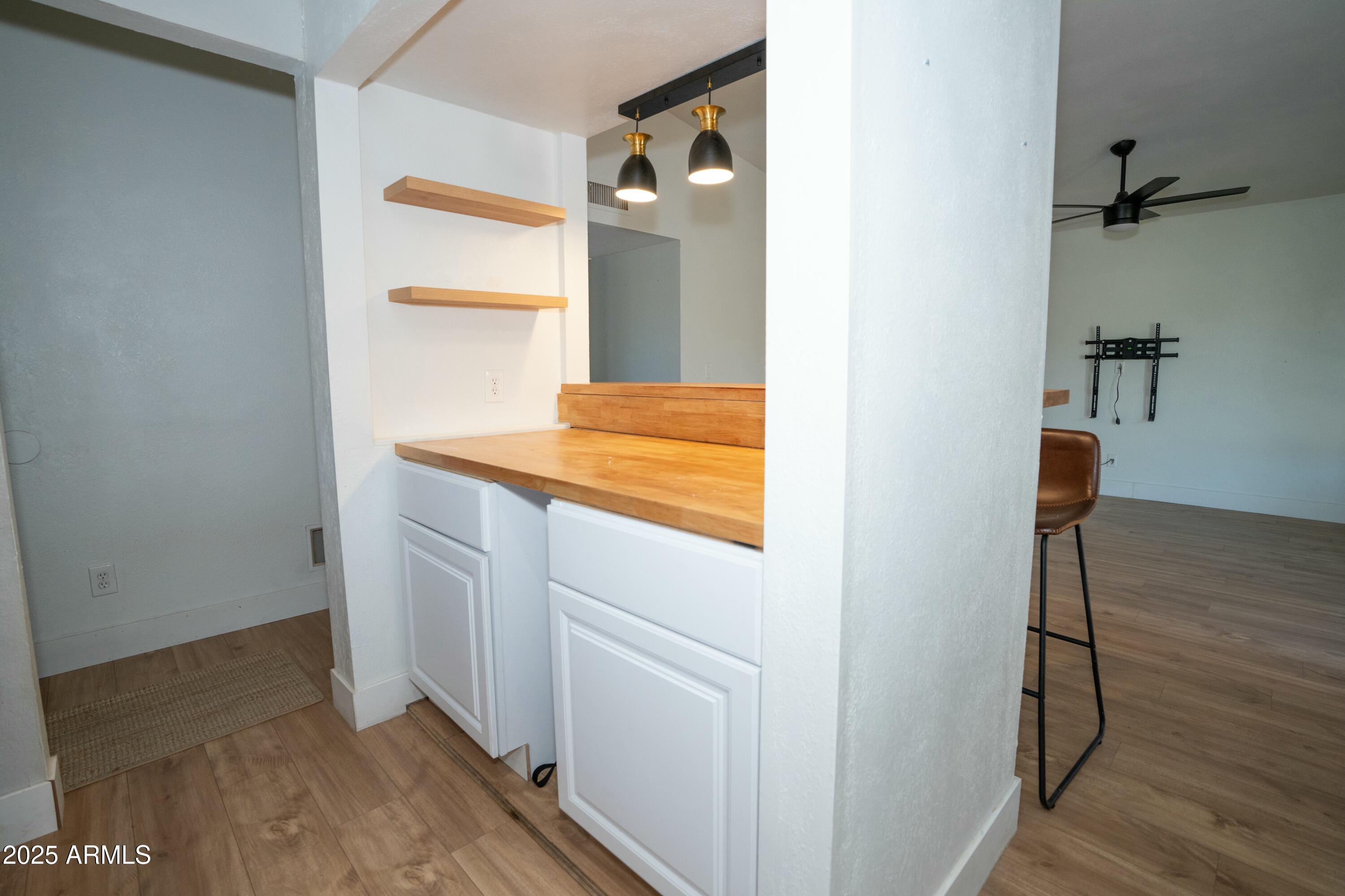 630 E JENSEN Street 133