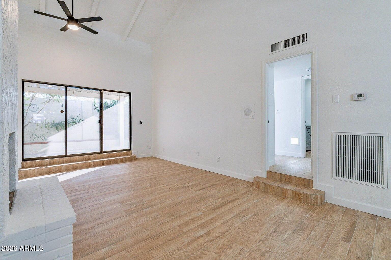 CORTE MADERA - Residential