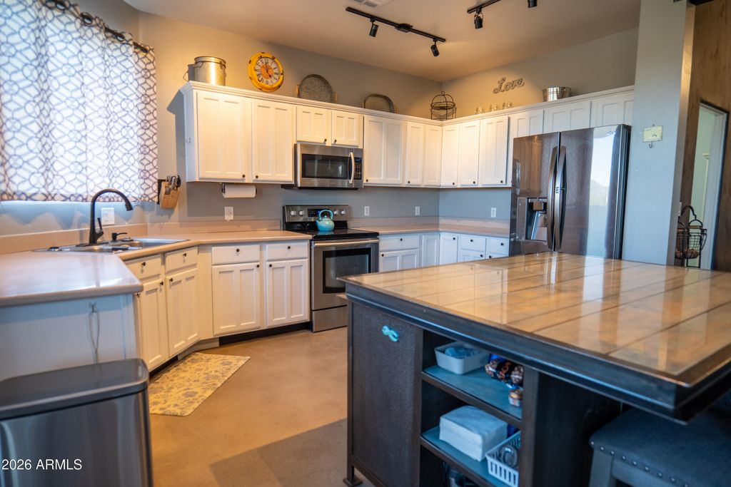 Photo of 42812 N 22nd Street, New River, AZ 85087 (MLS # 6980606)