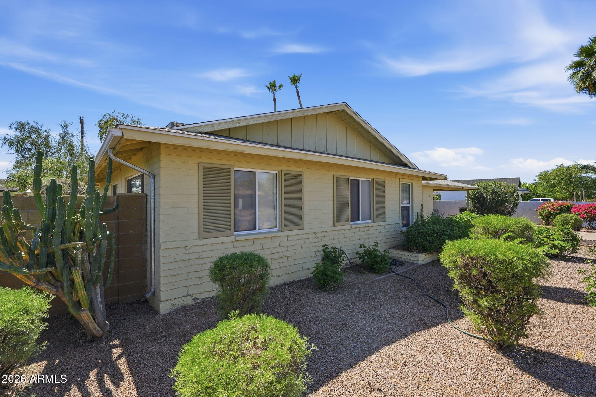 8103 E WILSHIRE Drive