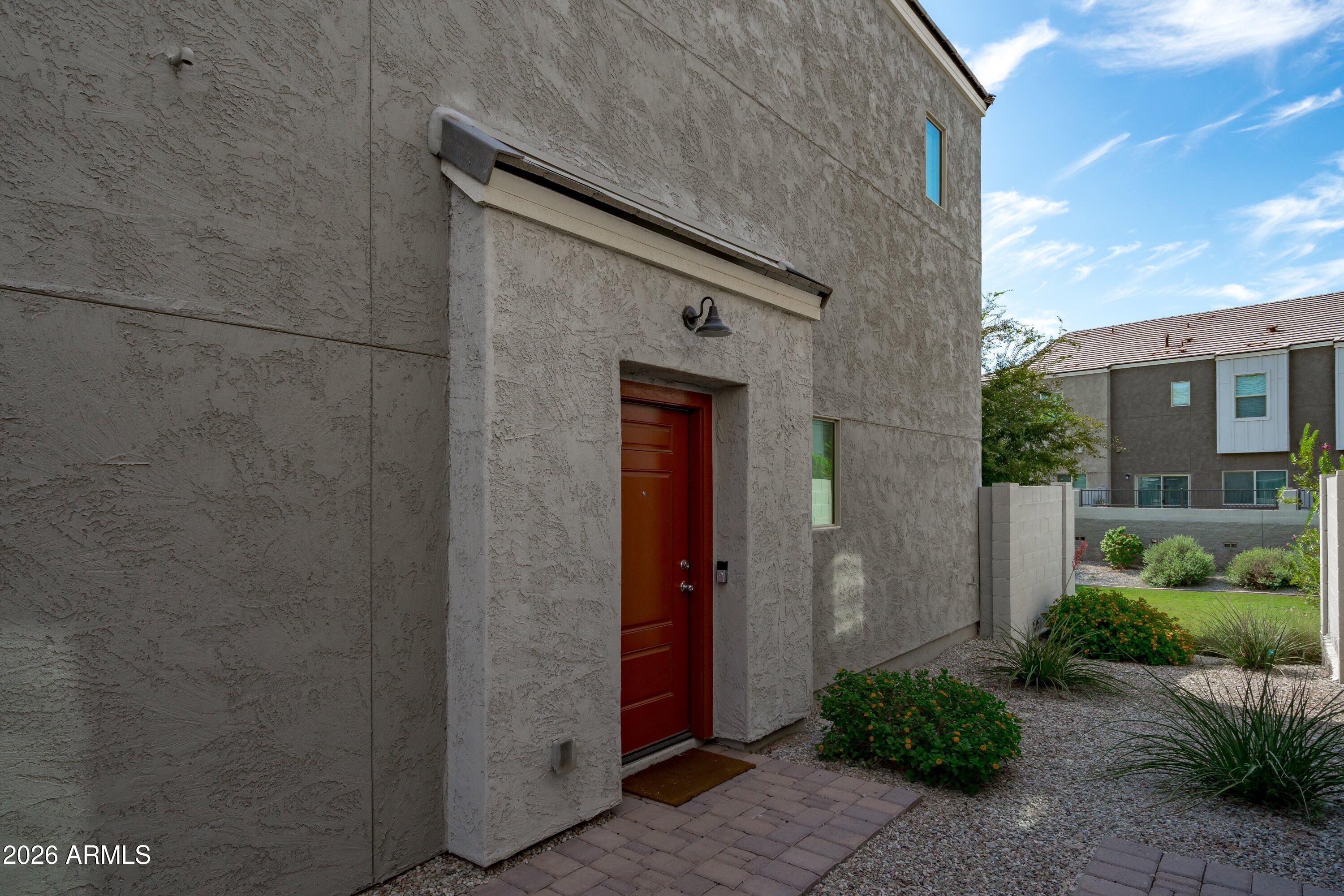 2257 W ECHO Lane