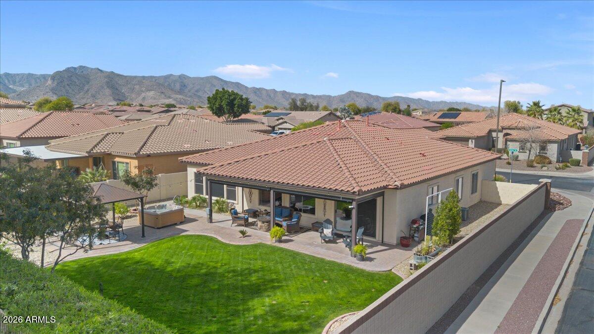 19135 W COLTER Street