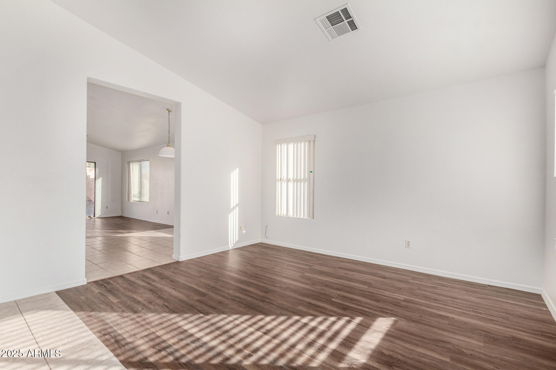 15928 W SMOKEY Drive