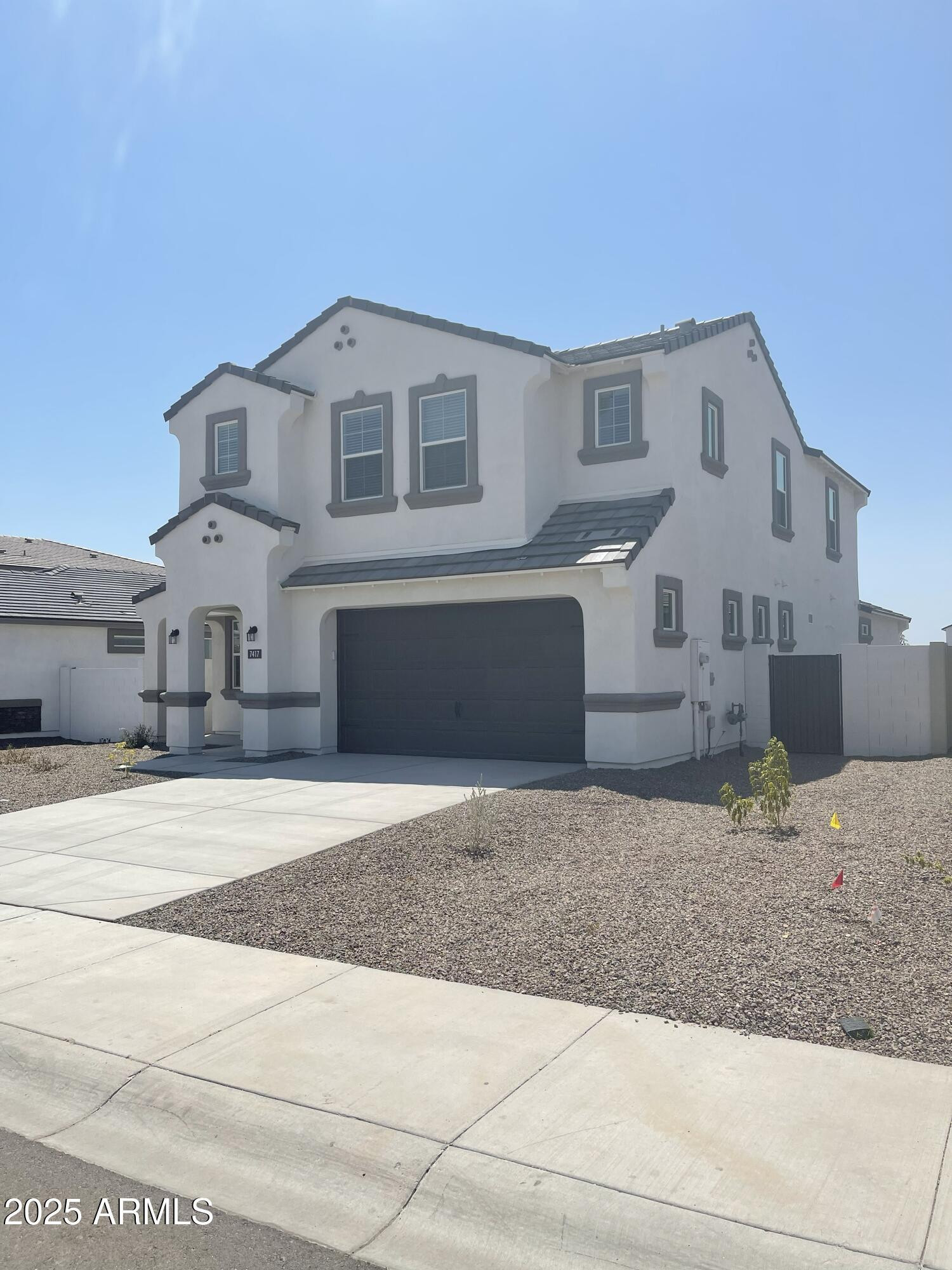 7417 W Buckhorn Trail