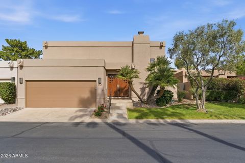 3048 E STELLA Lane Phoenix AZ 85016