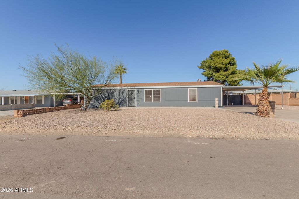 Photo of 6622 W Mary Jane Lane, Glendale, AZ 85306 (MLS # 6983693)