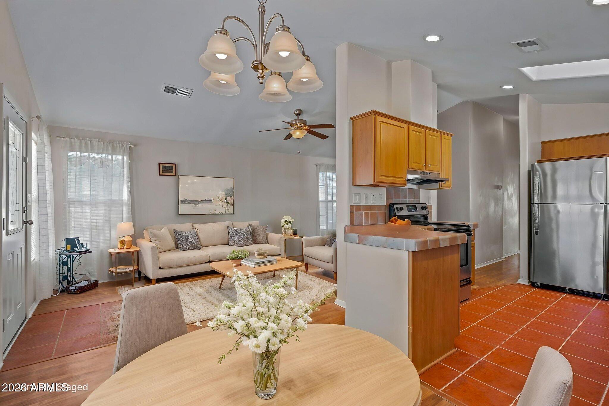 201 S Greenfield Road 128