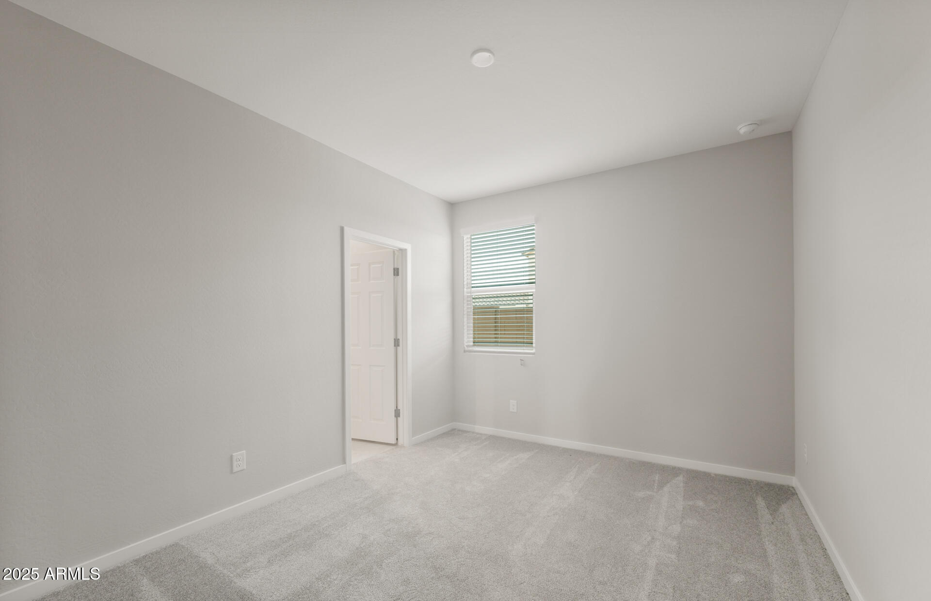 1465 W TREASURE Trail