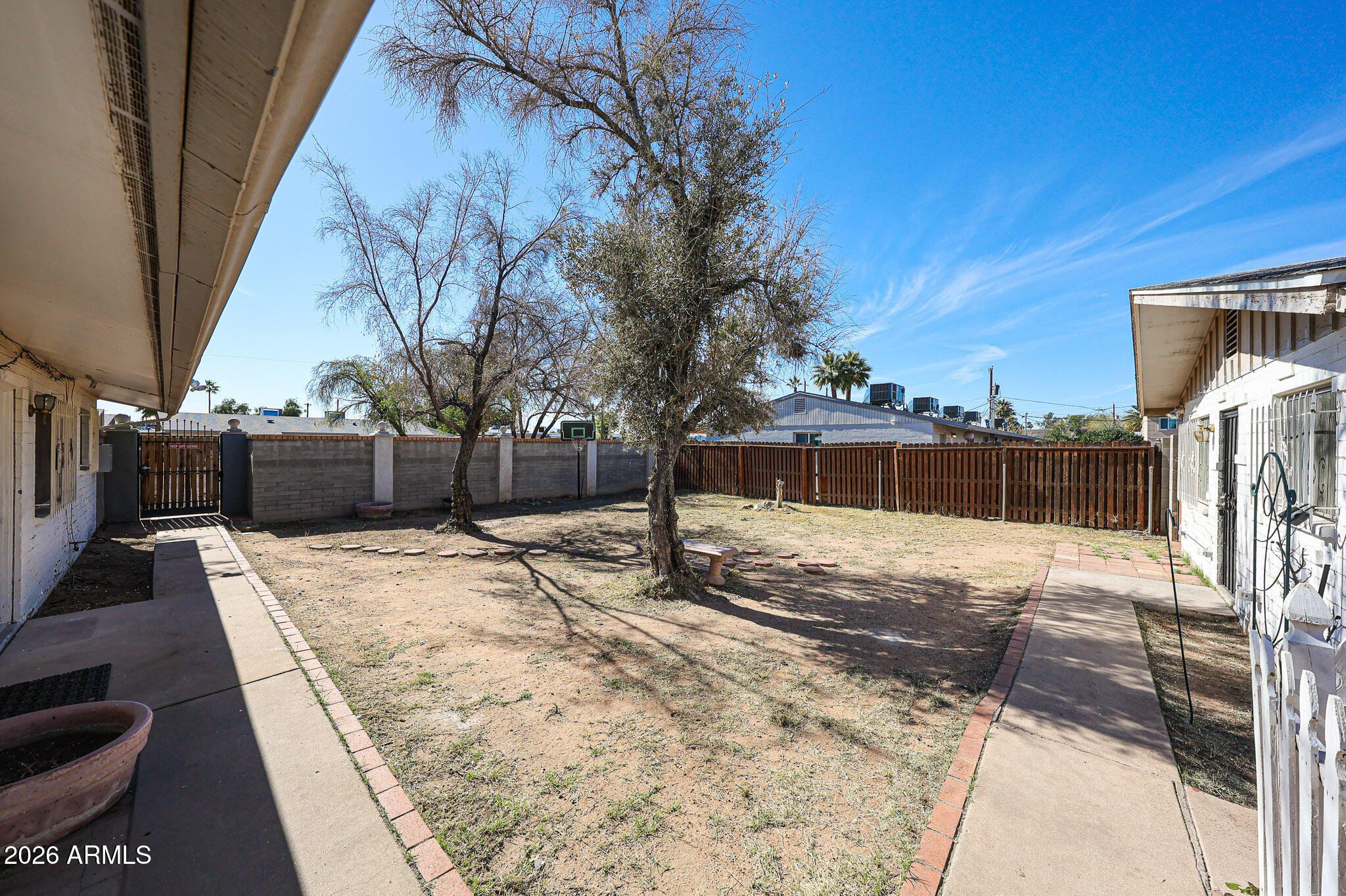 2226 W Heatherbrae Drive Apt 4