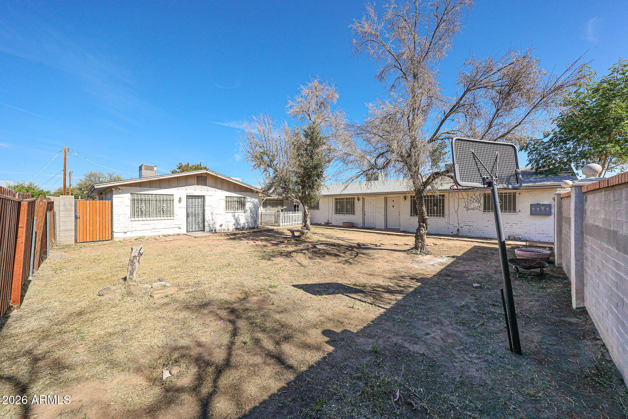 2226 W Heatherbrae Drive Apt 4