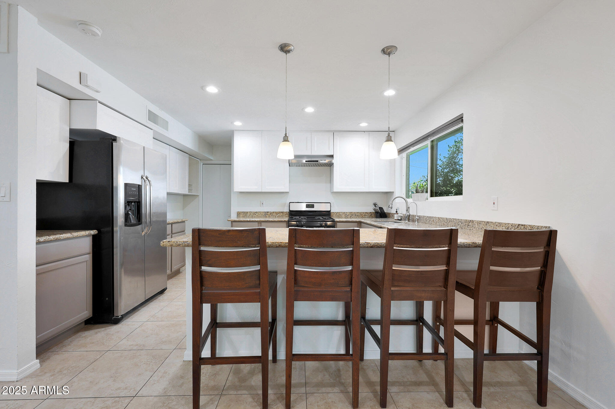 Homes 3 2809 E SHANGRI LA Road