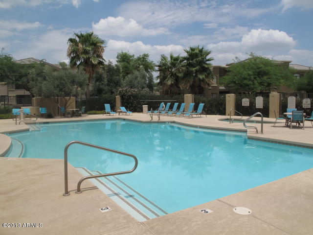 295 N RURAL Road 272