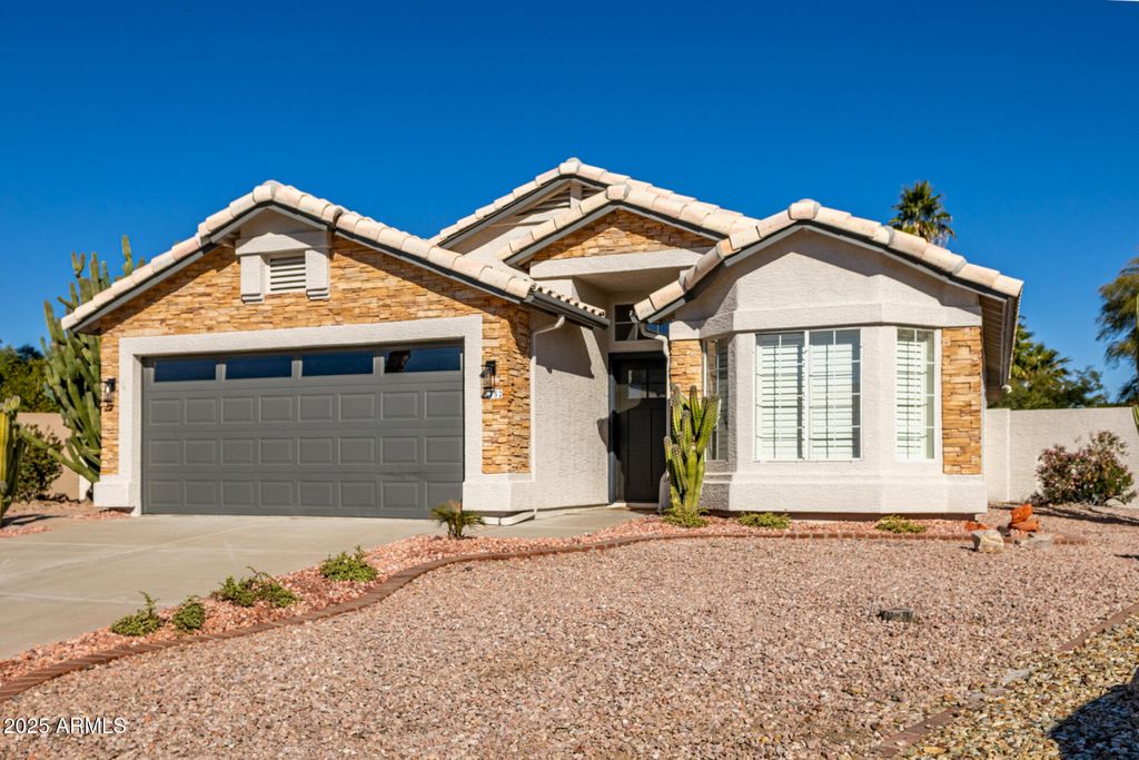 Photo of 6152 W Blackhawk Drive, Glendale, AZ 85308 (MLS # 6958487)