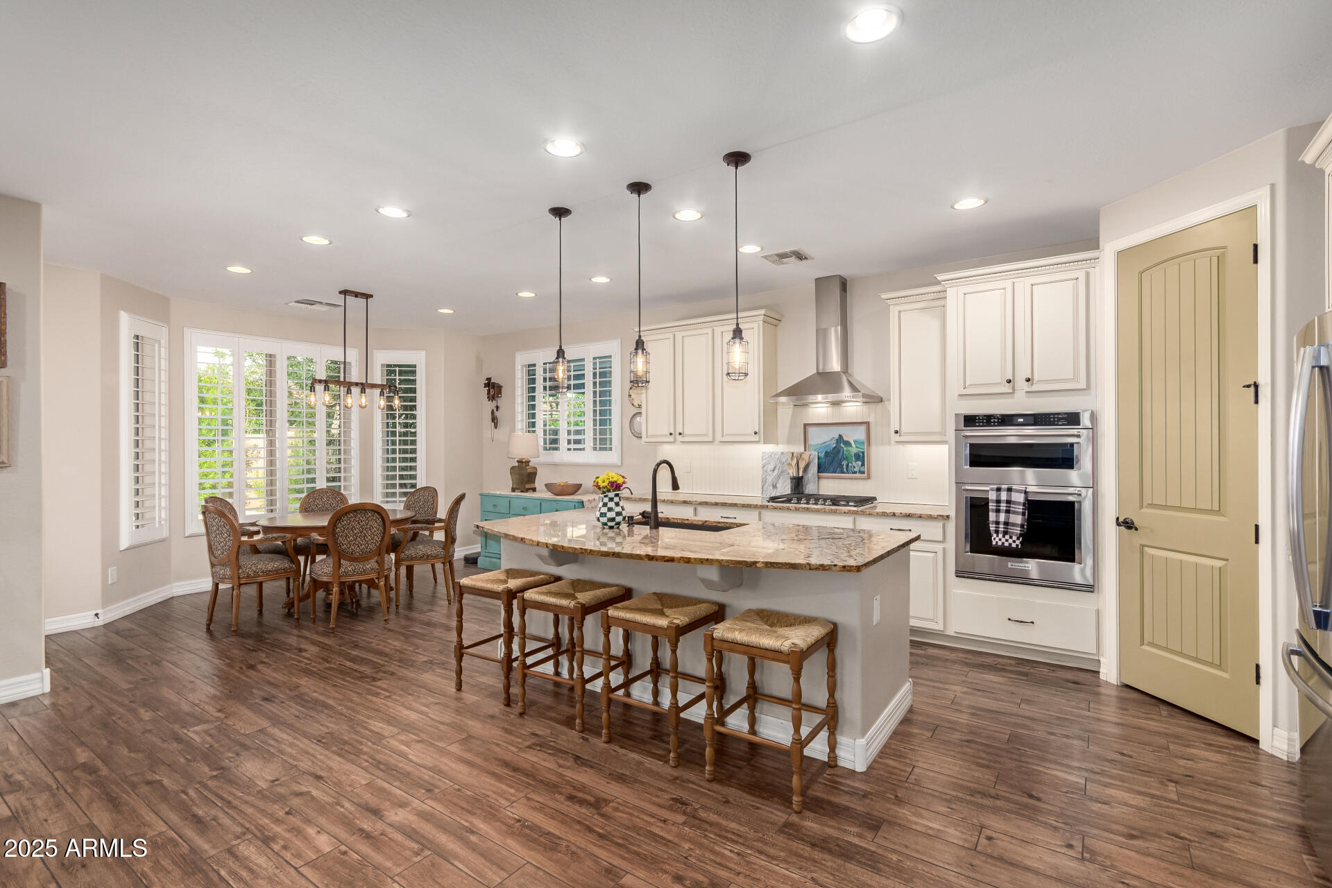 4278 E MESQUITE Street