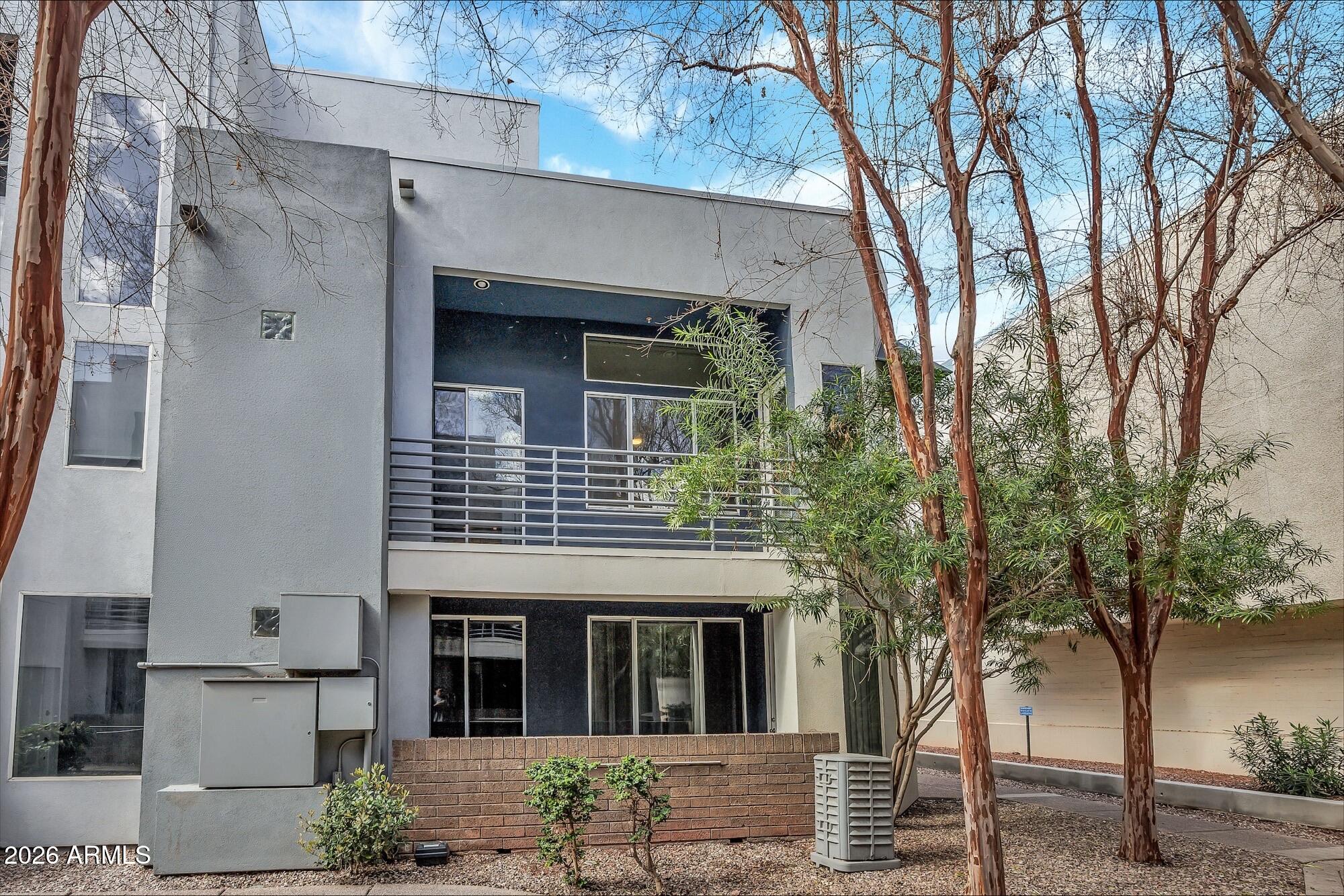 3633 N 3rd Avenue 2060