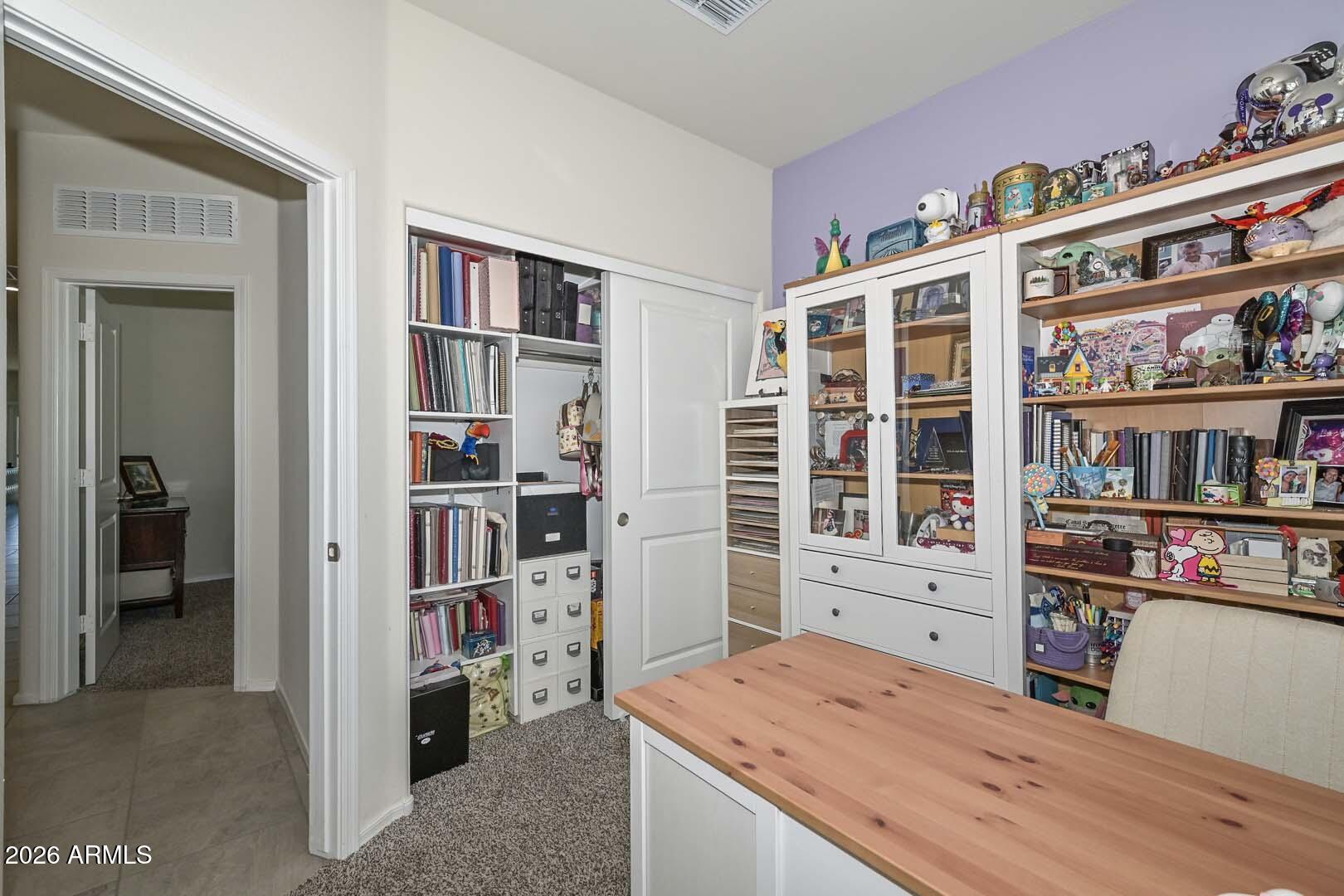 18637 W BRONCO Trail