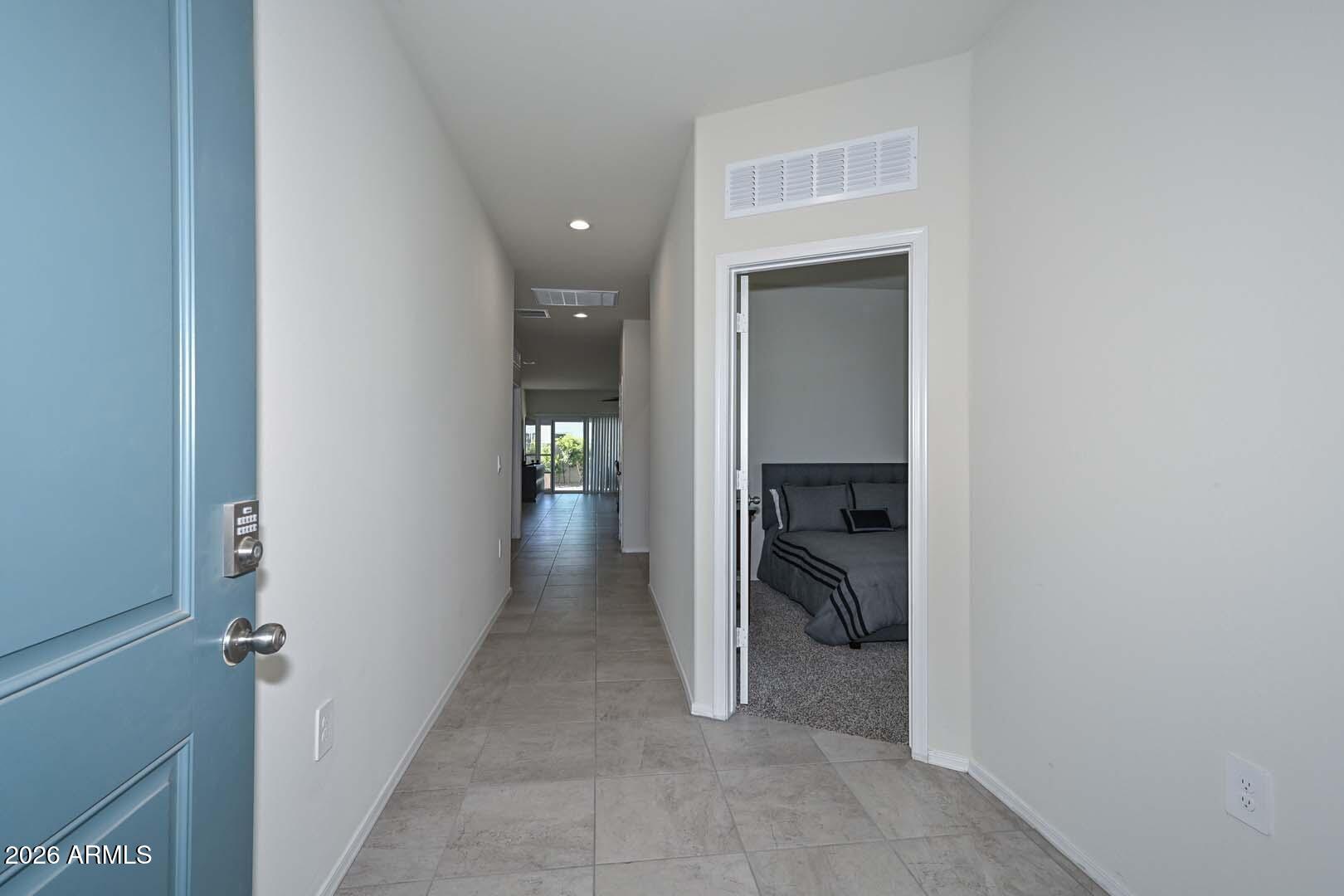 18637 W BRONCO Trail