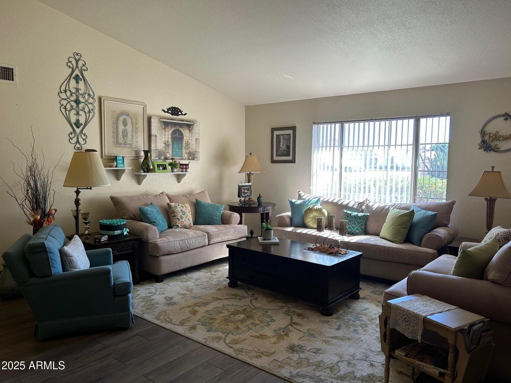 8734 W Bloomfield Road W