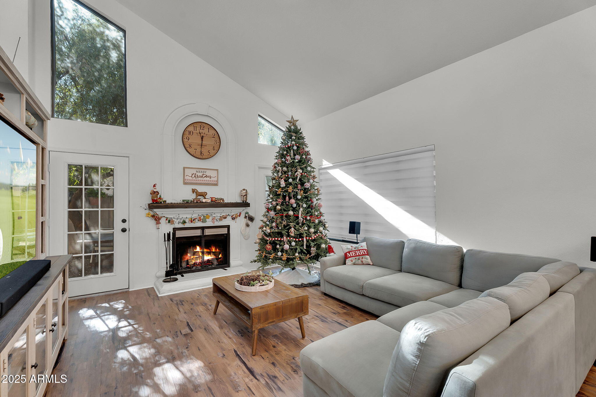 2345 W SHAWNEE Drive