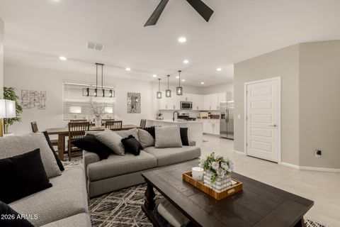 3232 W JUNIPER CANYON Drive Phoenix AZ 85083