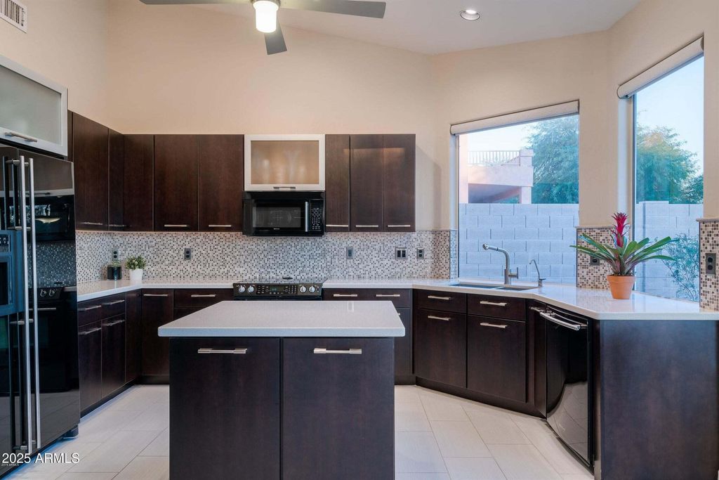 Photo of 9143 E Topeka Drive, Scottsdale, AZ 85255 (MLS # 6930231)