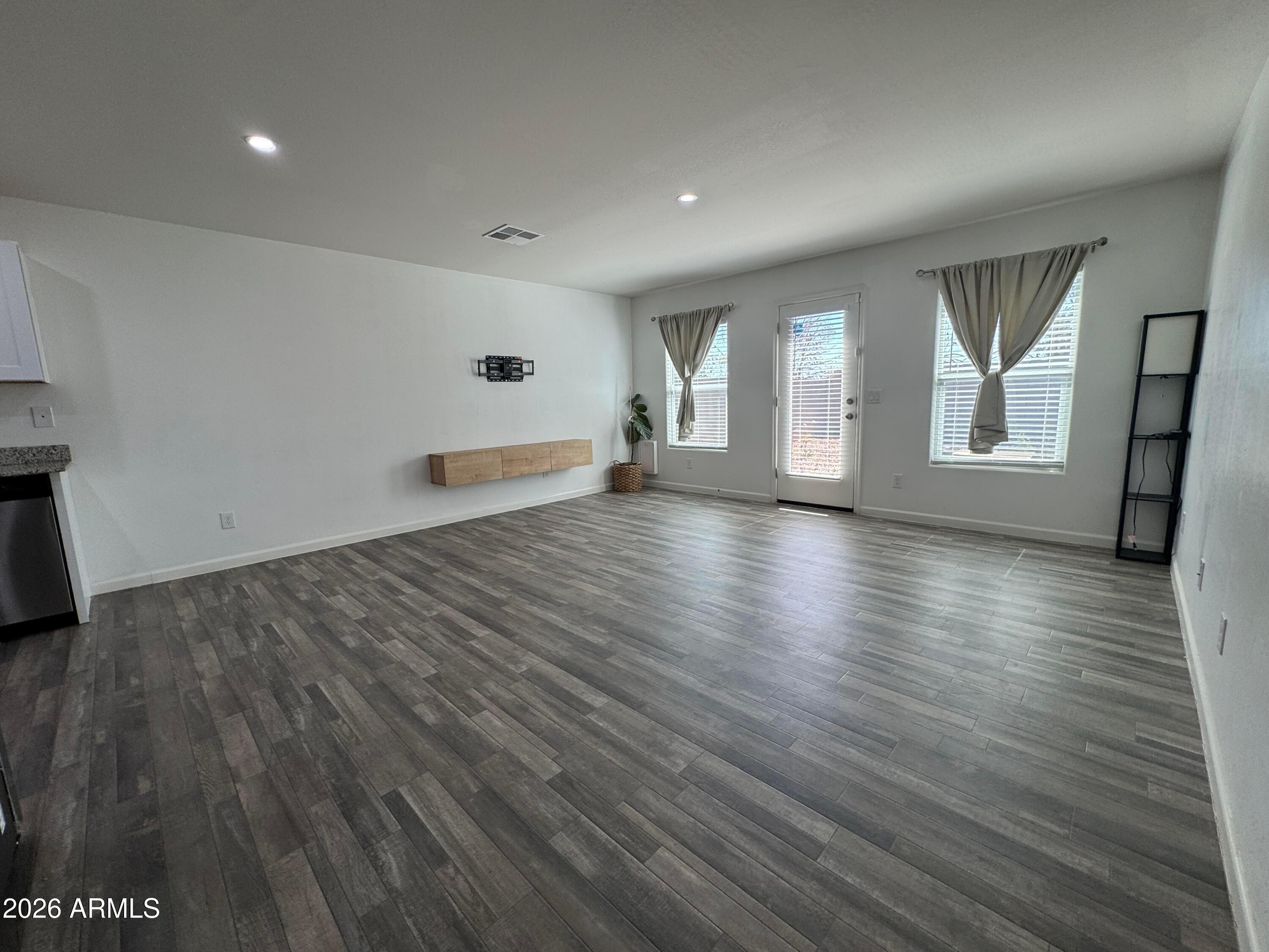 227 W Douglas Avenue