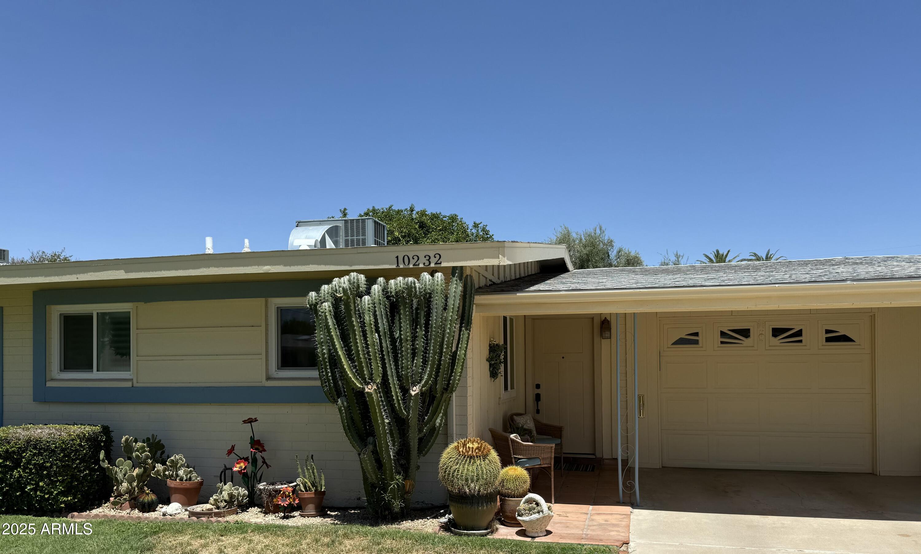 10232 W SNEAD Circle
