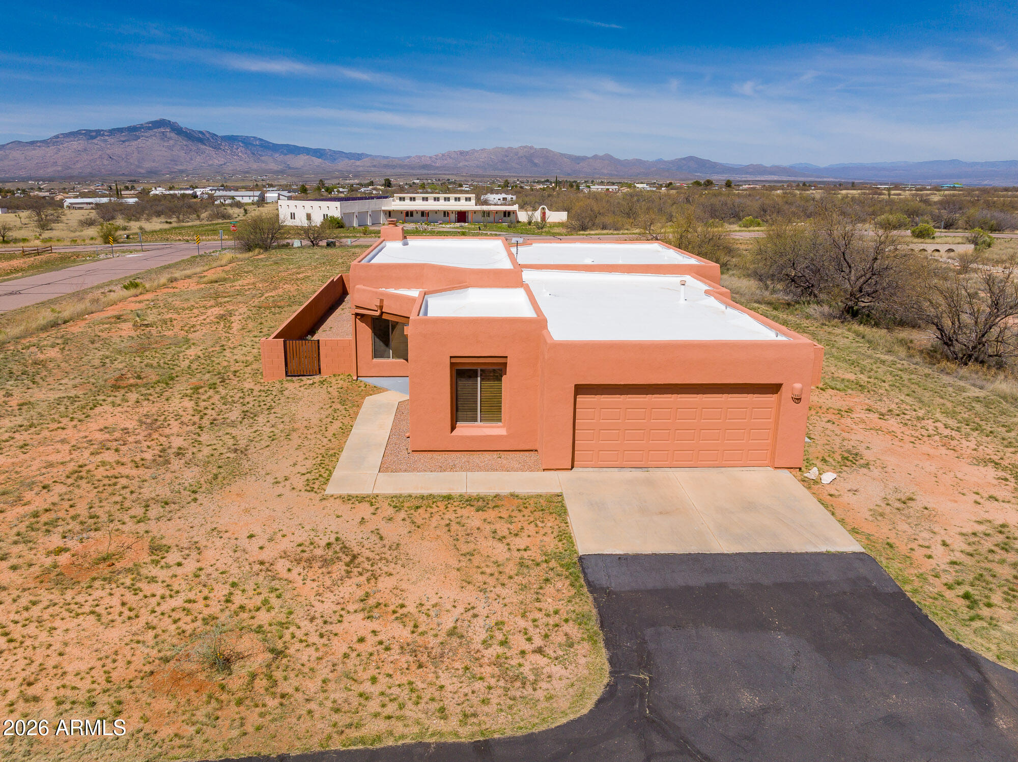 3203 W THUNDER PASS Road