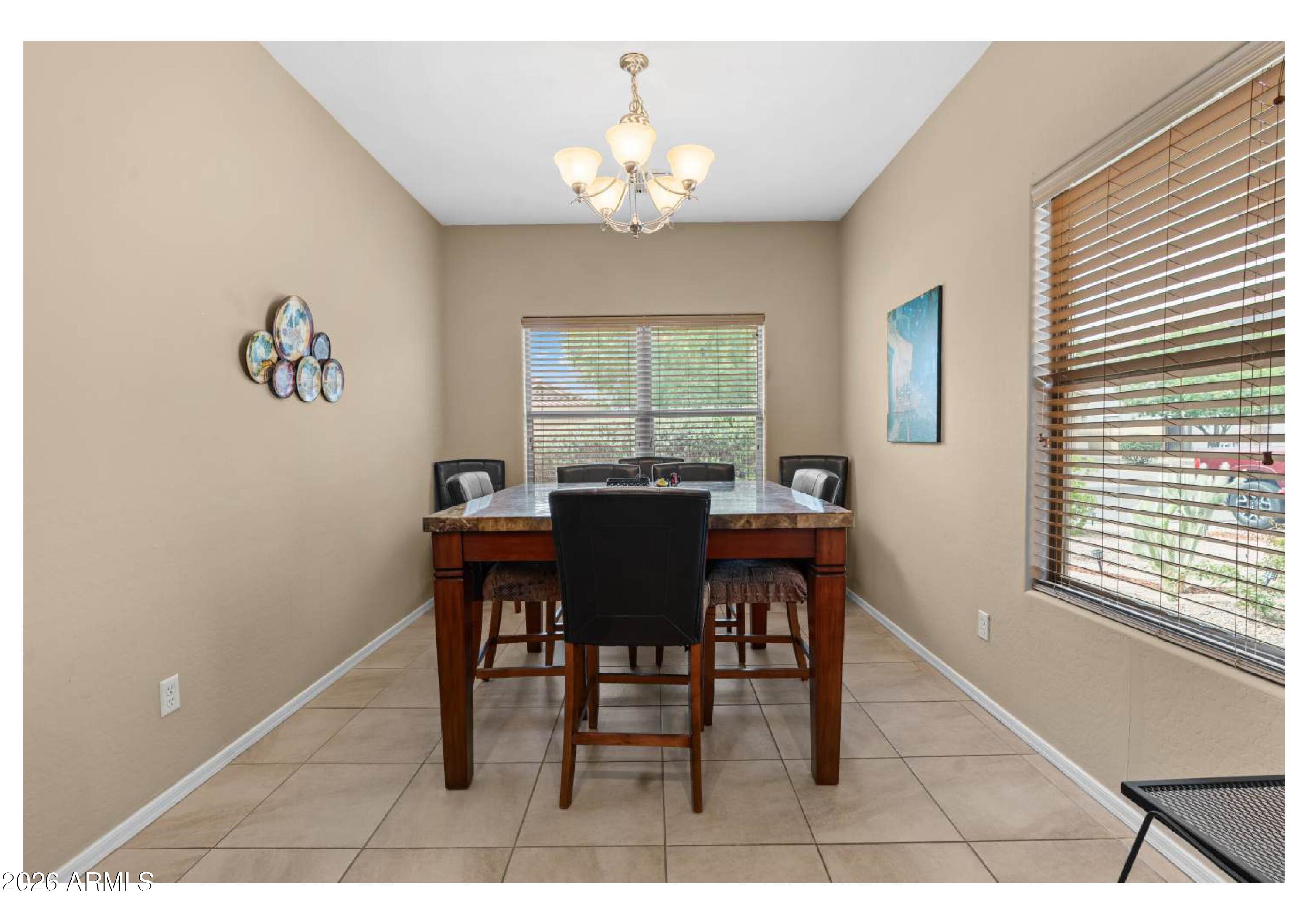 98 W DESERT VISTA Trail